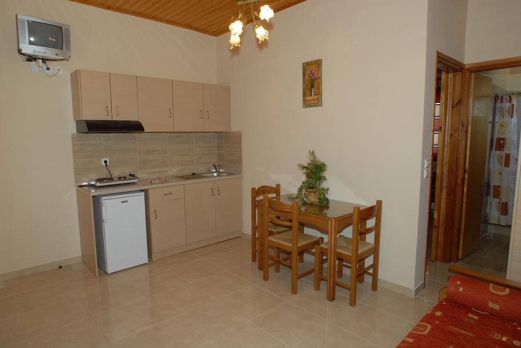 Garden View Apartments อนัคซอส ภายนอก รูปภาพ